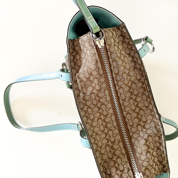 Coach Gallery Signature Jacquard Tan with Green and Patent Leather Satchel - Picture 8 of 12